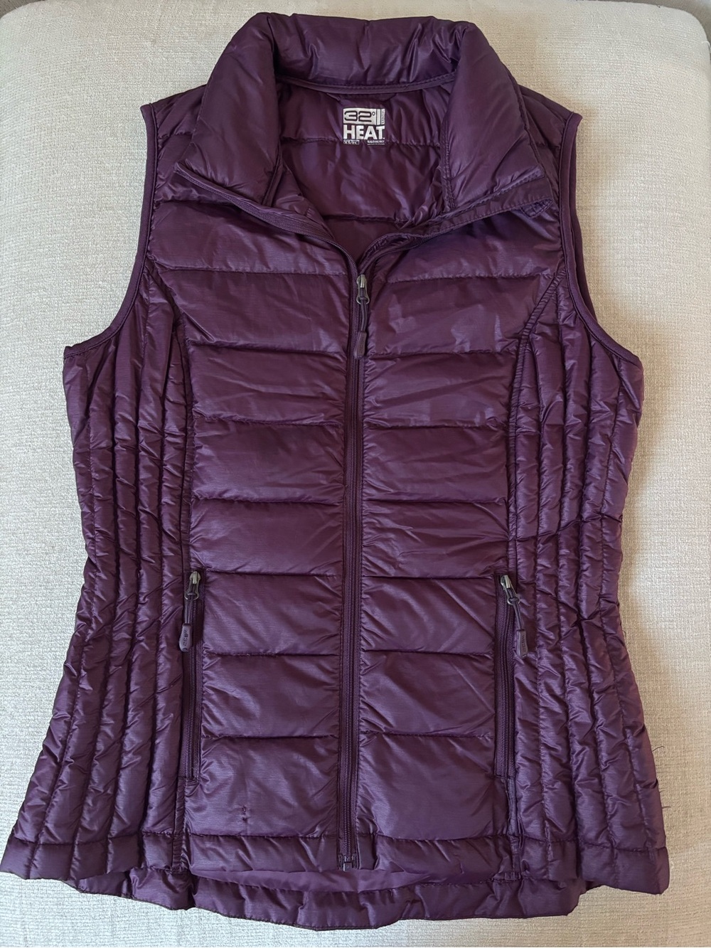 Puffer Vest in Deep Plum
